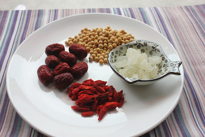 红枣枸杞养生豆浆