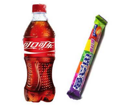 【科学实验】当可乐遇上曼妥思糖果，不可思议的事情发生了