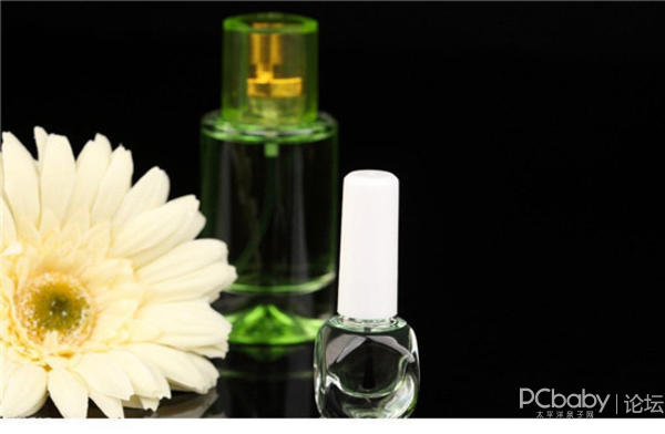 敏感皮肤用什么护肤品去除红血丝?我有去红小