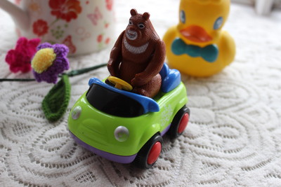 【玩具乐淘】+别怀疑,熊大也会开小汽车